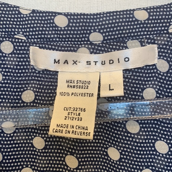 Max Studio Navy/White Polkadot Blouse • Sz L - Picture 9 of 11